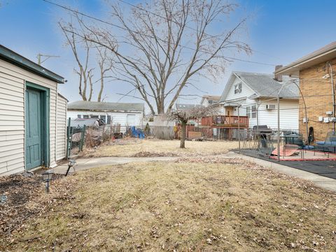Tiny photo for 900 Lathrop Avenue, Forest Park, IL 60130 (MLS # 12558863)