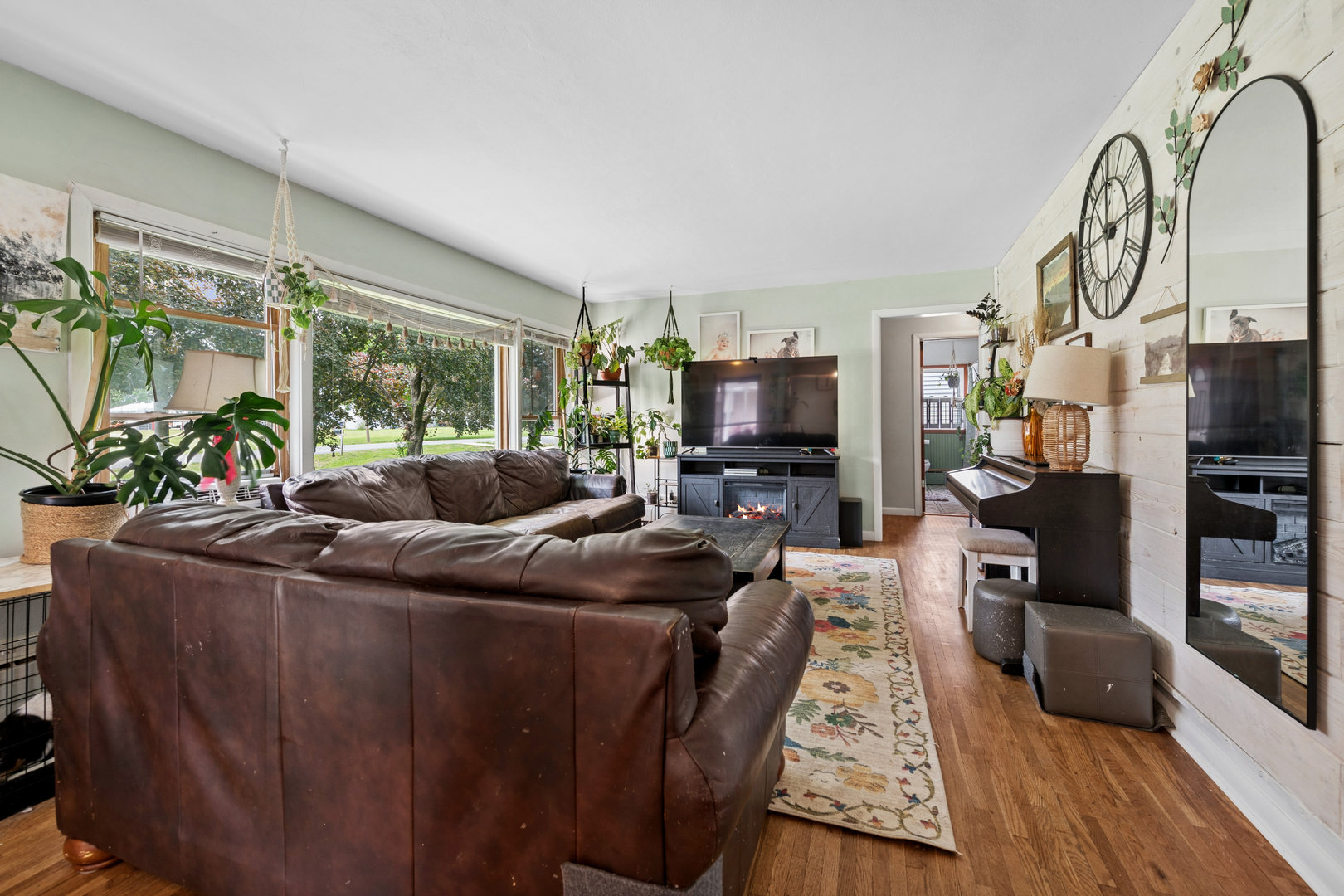 320 S Elm Street