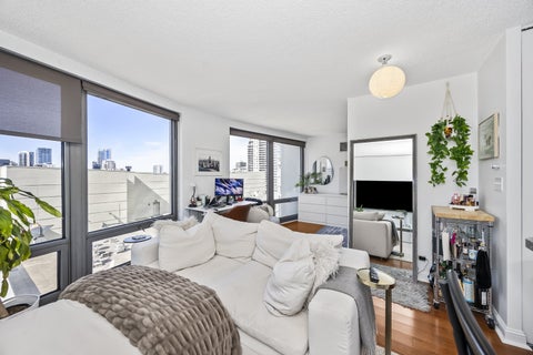 Tiny photo for 440 N WABASH Avenue #2001, Chicago, IL 60611 (MLS # 12781577)
