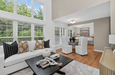 Tiny photo for 999 Willow Street, Itasca, IL 60143 (MLS # 12682781)