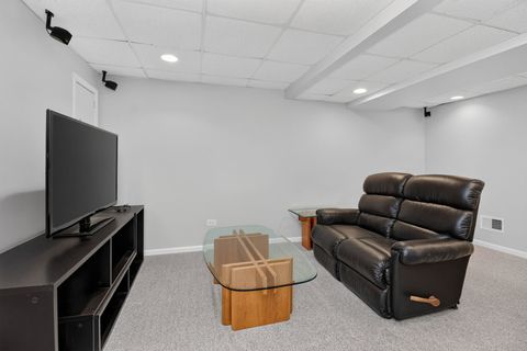 Tiny photo for 999 Willow Street, Itasca, IL 60143 (MLS # 12682781)