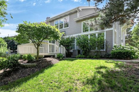 Tiny photo for 999 Willow Street, Itasca, IL 60143 (MLS # 12682781)