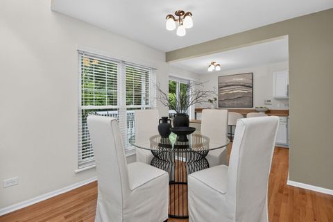 Tiny photo for 999 Willow Street, Itasca, IL 60143 (MLS # 12682781)