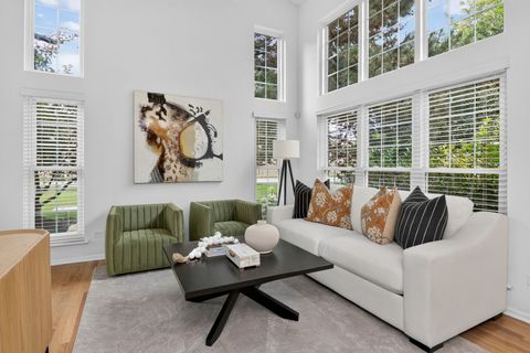 Tiny photo for 999 Willow Street, Itasca, IL 60143 (MLS # 12682781)