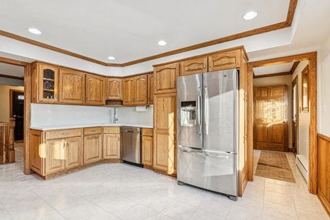 Tiny photo for 2945 S Scott Street, Des Plaines, IL 60018 (MLS # 12570165)