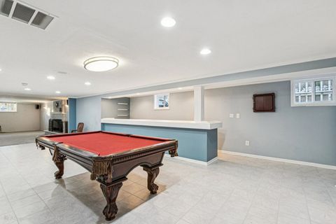 Tiny photo for 2945 S Scott Street, Des Plaines, IL 60018 (MLS # 12570165)