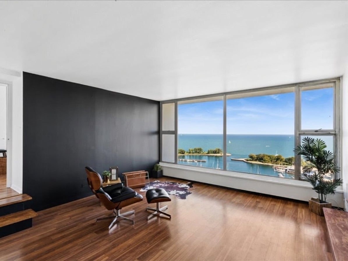 3200 N Lake Shore Drive 2402