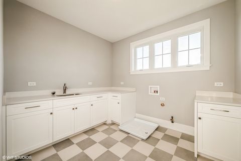 Tiny photo for 352 61st Street (Lot 6) Road, Willowbrook, IL 60527 (MLS # 12490229)