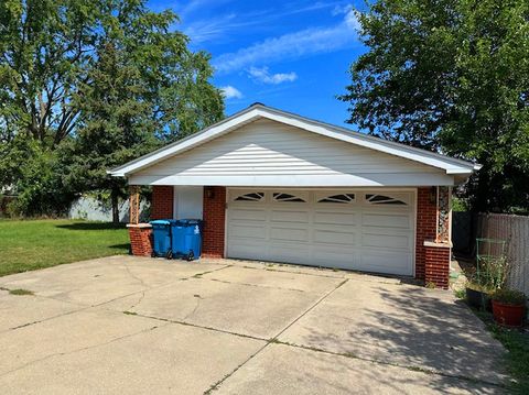 Tiny photo for 15W644 Patricia Lane, Elmhurst, IL 60126 (MLS # 12407362)