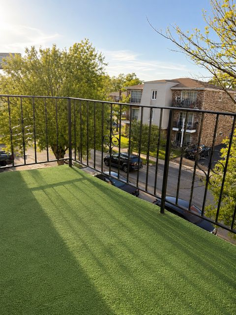 Tiny photo for 7101 Oconnell Drive #2C, Chicago Ridge, IL 60415 (MLS # 12679412)