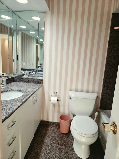 Tiny photo for 1560 N Sandburg Terrace #2901J, Chicago, IL 60610 (MLS # 12695155)