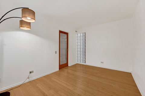 Tiny photo for 40 E 9th Street #609, Chicago, IL 60605 (MLS # 12536451)