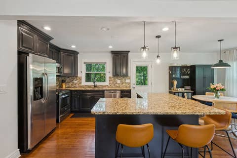 Tiny photo for 9001 E Prairie Road, Evanston, IL 60203 (MLS # 12692988)