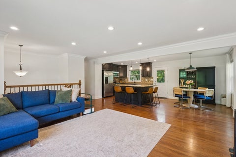 Tiny photo for 9001 E Prairie Road, Evanston, IL 60203 (MLS # 12692988)