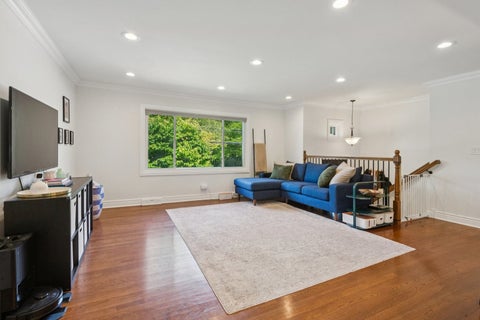 Tiny photo for 9001 E Prairie Road, Evanston, IL 60203 (MLS # 12692988)