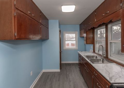 Tiny photo for 3219 Sunnyside Avenue, Davenport, IA 52802 (MLS # 12564826)