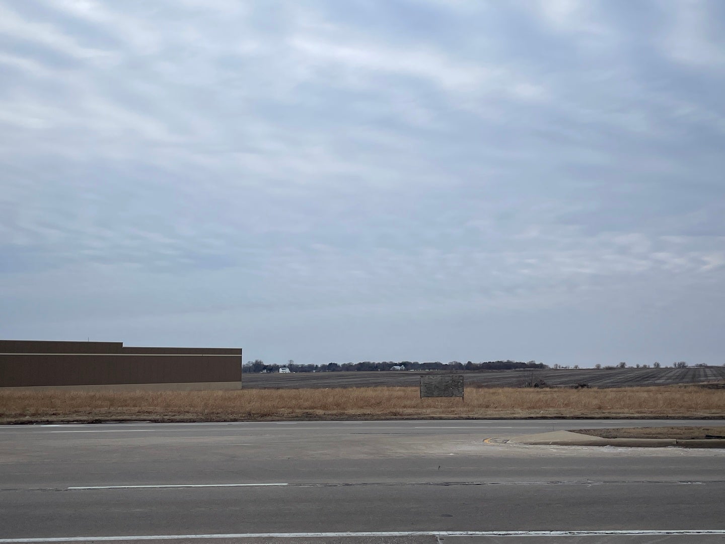 0 E Lincolnway