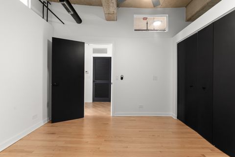 Tiny photo for 6 S Laflin Street #910, Chicago, IL 60607 (MLS # 12492882)