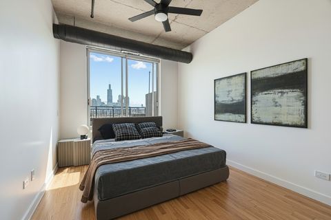 Tiny photo for 6 S Laflin Street #910, Chicago, IL 60607 (MLS # 12492882)