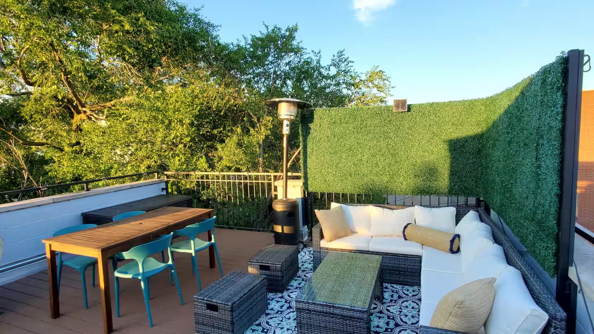 3511 N Seminary Avenue 3