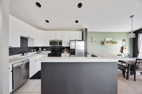 Tiny photo for 1002 Castleshire Drive, Woodstock, IL 60098 (MLS # 12763381)