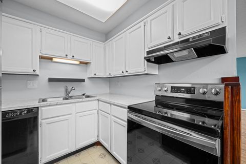 Tiny photo for 5231 26th Avenue A Court #14, Moline, IL 51265 (MLS # 12617306)