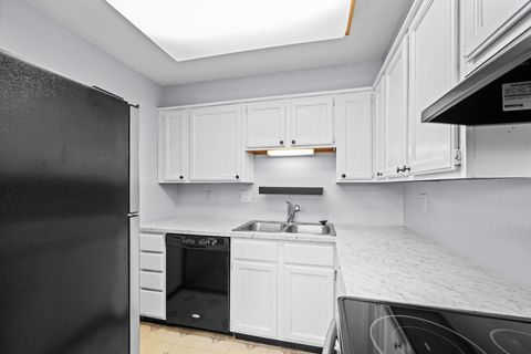 Tiny photo for 5231 26th Avenue A Court #14, Moline, IL 51265 (MLS # 12617306)