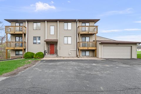 Photo of 5231 26th Avenue A Court #14, Moline, IL 51265 (MLS # 12617306)