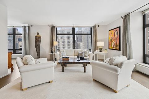 Tiny photo for 680 N Lake Shore Drive #1024, Chicago, IL 60611 (MLS # 12595322)