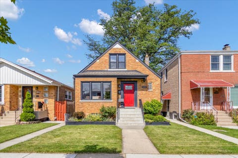 Tiny photo for 5120 S Avers Avenue, Chicago, IL 60632 (MLS # 12732998)