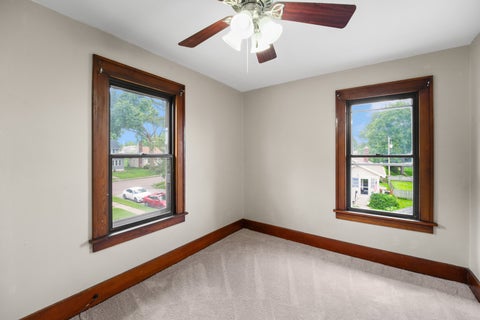 Tiny photo for 2113 Madison Street, Davenport, IA 52804 (MLS # 12688951)