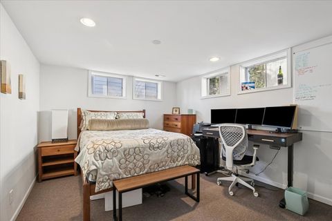 Tiny photo for 440 W Sheridan Place, Lake Bluff, IL 60044 (MLS # 12578353)