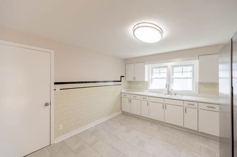 Tiny photo for 924 Broadway Avenue, North Chicago, IL 60064 (MLS # 12748620)