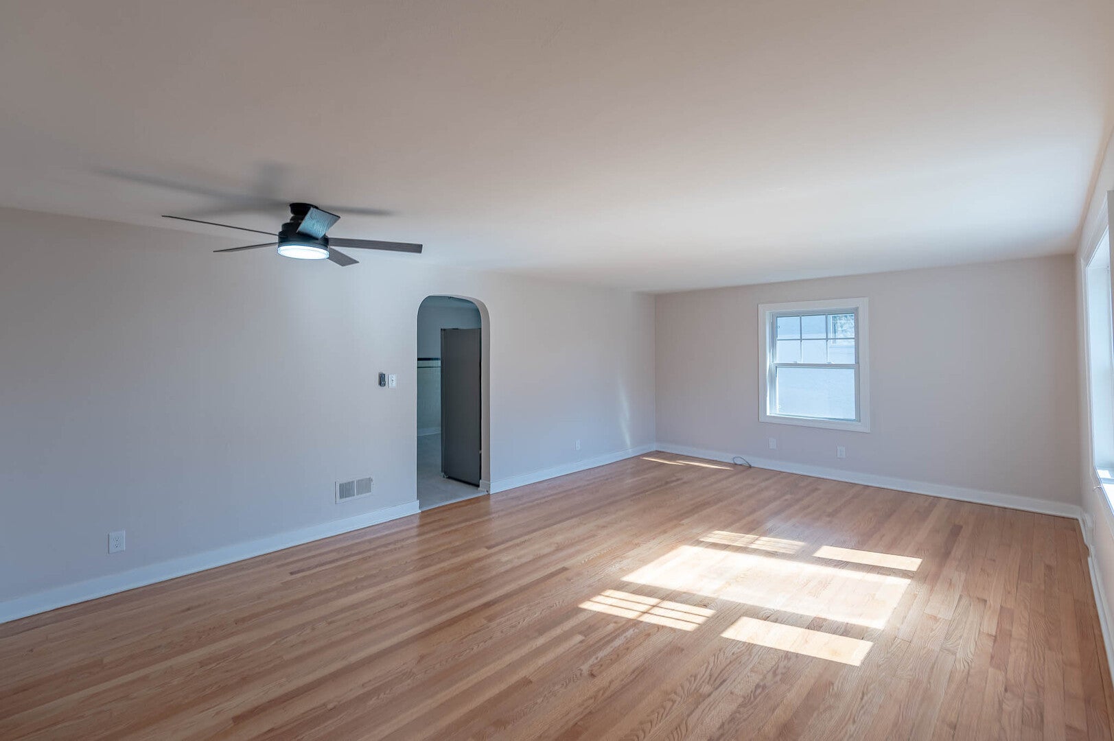 924 Broadway Avenue