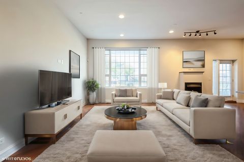 Tiny photo for 5013 S King Drive #1W, Chicago, IL 60615 (MLS # 12461172)
