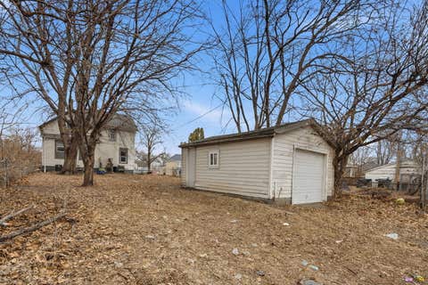 Tiny photo for 1941 DIXWELL Street, Davenport, IA 52802 (MLS # 12648481)