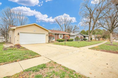Tiny photo for 2302 Blackthorn Drive, Champaign, IL 61821 (MLS # 12524938)