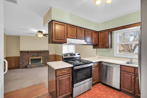 Tiny photo for 2302 Blackthorn Drive, Champaign, IL 61821 (MLS # 12524938)
