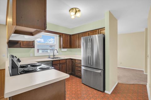 Tiny photo for 2302 Blackthorn Drive, Champaign, IL 61821 (MLS # 12524938)