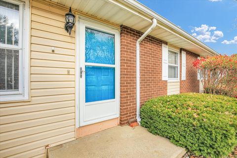 Tiny photo for 2302 Blackthorn Drive, Champaign, IL 61821 (MLS # 12524938)