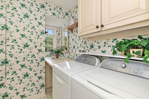 Tiny photo for 43 Ravenscraig Lane, Inverness, IL 60067 (MLS # 12480002)