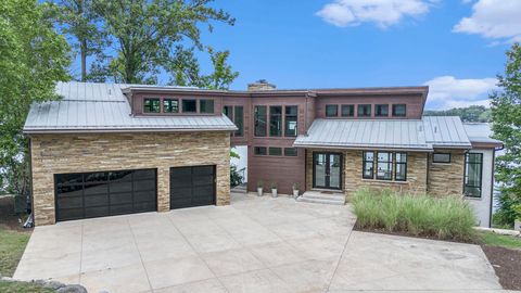 Tiny photo for 68448 Beechwood Drive, Dowagiac, MI 49047 (MLS # 12446212)