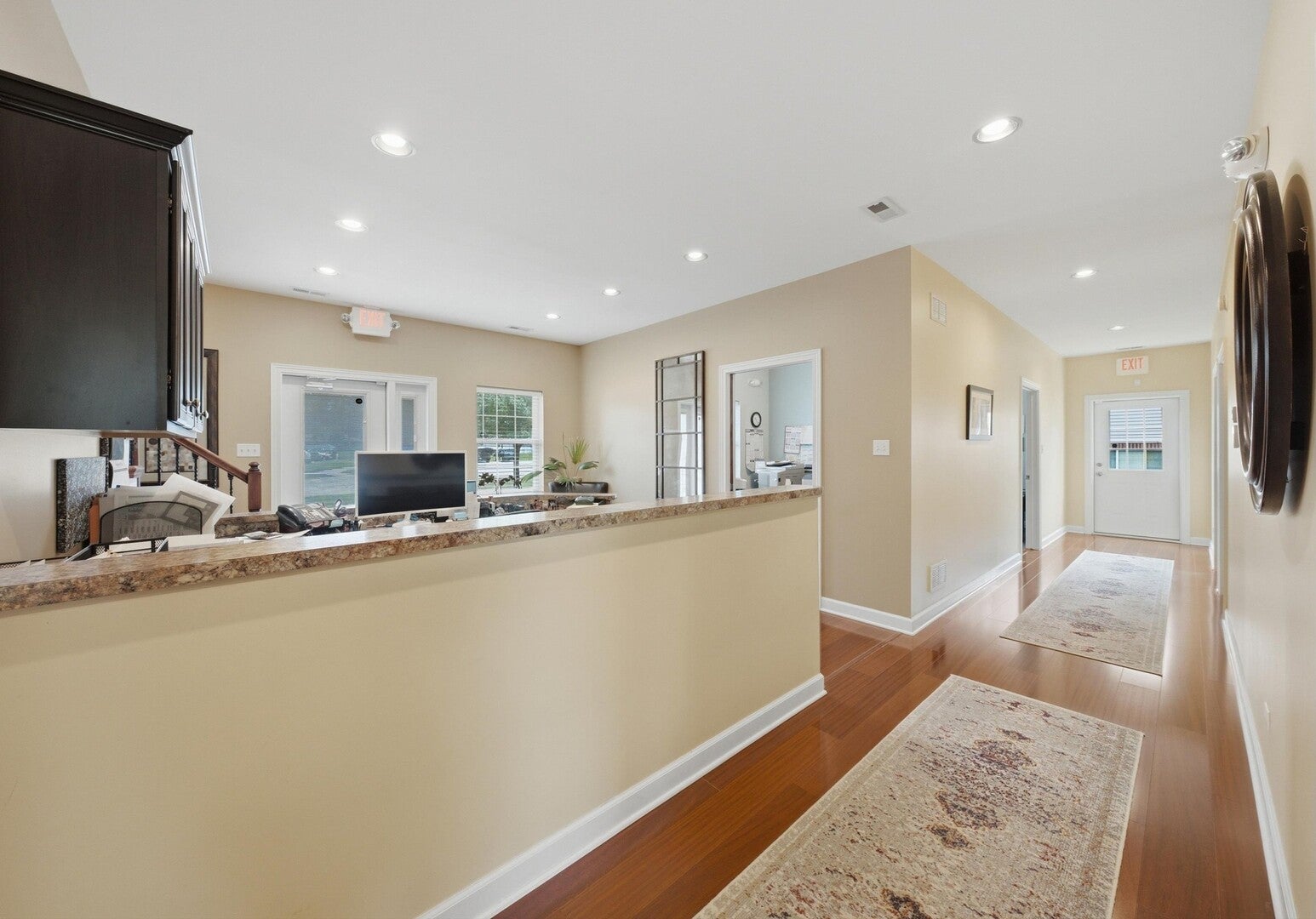 17 Scrementi Lane