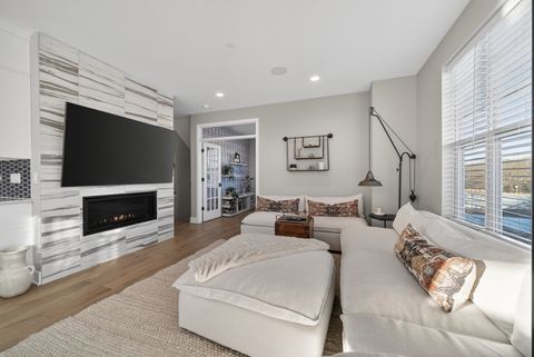 Tiny photo for 30W130 Wheeler Circle, Warrenville, IL 60563 (MLS # 12561967)