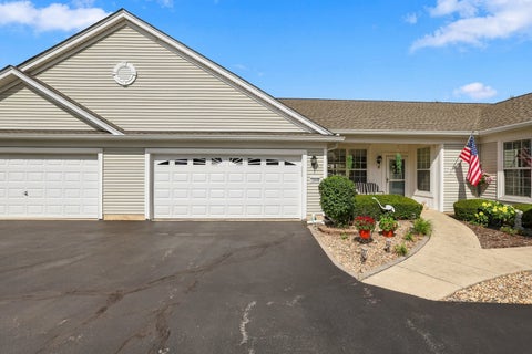 Photo of 12648 Rock Island Trail, Huntley, IL 60142 (MLS # 12771052)
