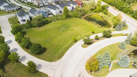 11 Executive Drive Hawthorn Woods IL 60047