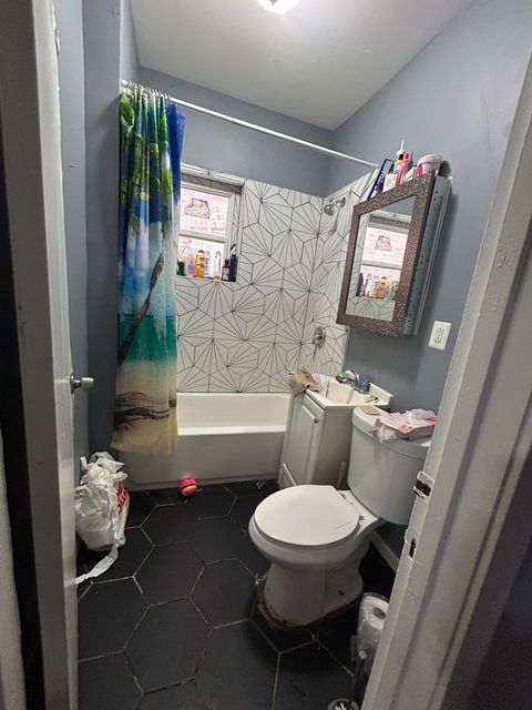 Tiny photo for 8211 S Saginaw Avenue, Chicago, IL 60617 (MLS # 12574362)