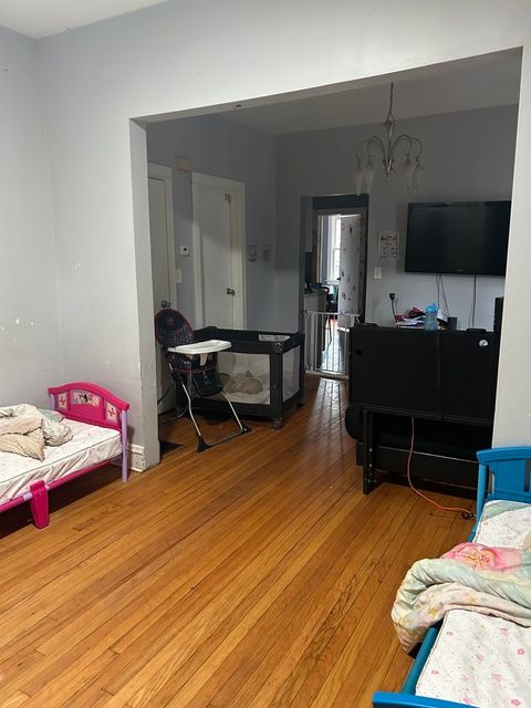 Tiny photo for 8211 S Saginaw Avenue, Chicago, IL 60617 (MLS # 12574362)