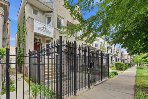 Photo of 6505 S WOODLAWN Avenue, Chicago, IL 60637 (MLS # 12717623)