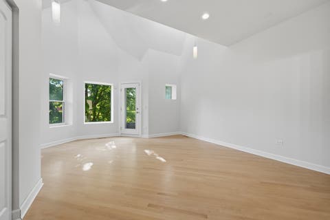 Tiny photo for 6505 S WOODLAWN Avenue, Chicago, IL 60637 (MLS # 12717623)